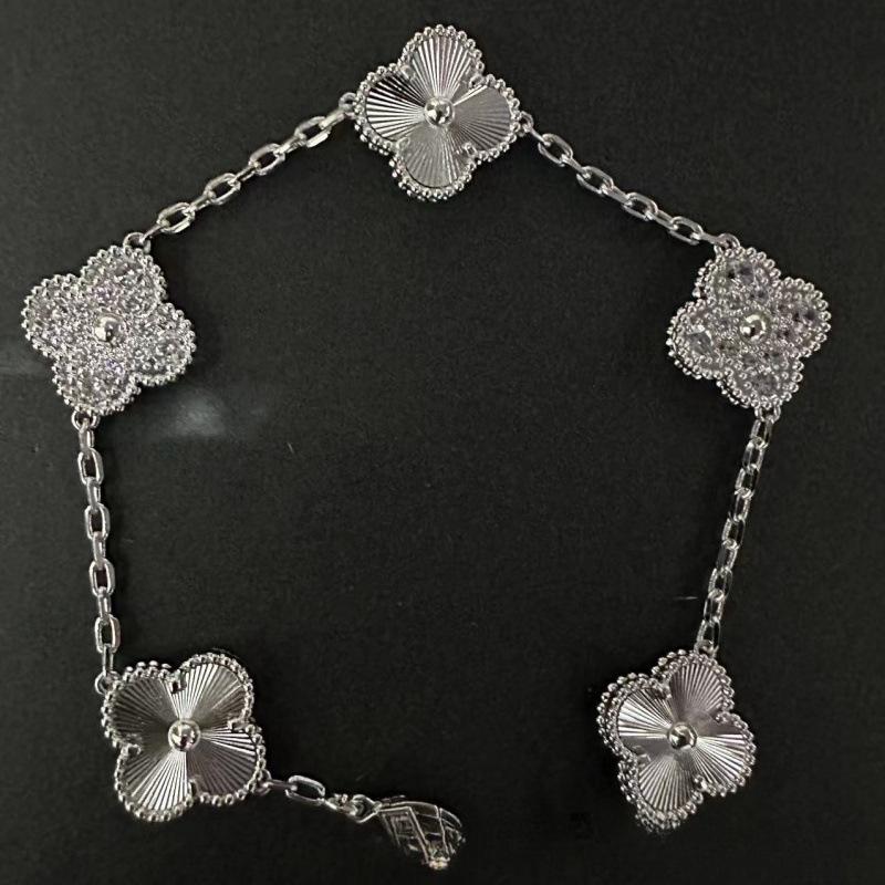 Exquisite Four-leaf Clover Bracelet for Women Five-flower Bracelet Double-sided Natural White Mother-of-pearl and Carnelian Bracelet