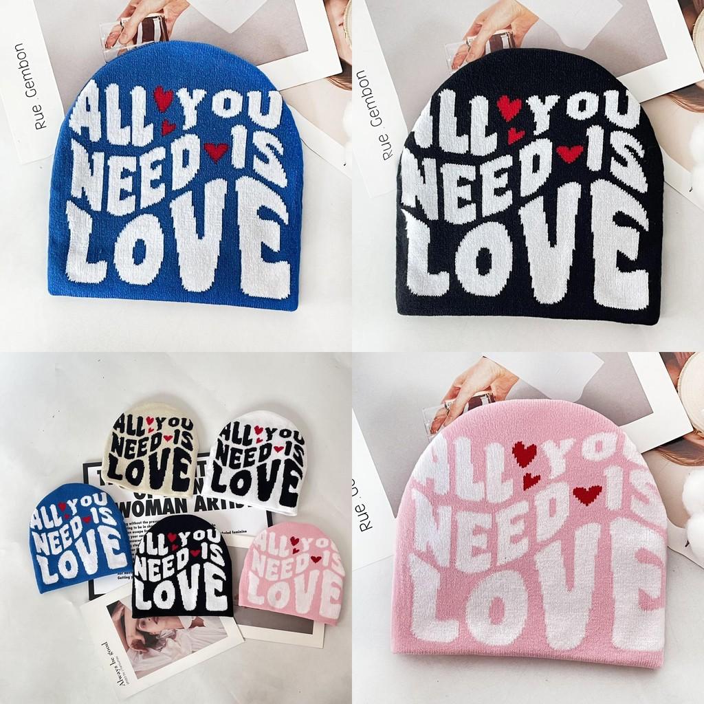 Simple Color Blocked Letter Heart Pattern Women Casual Warm Knitted Hat For Autumn Casual Wear