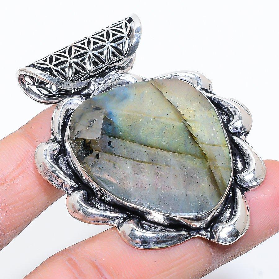 

Natural Labradorite Gemstone Handmade 925 Sterling Silver Pendant 2.25 c8A15