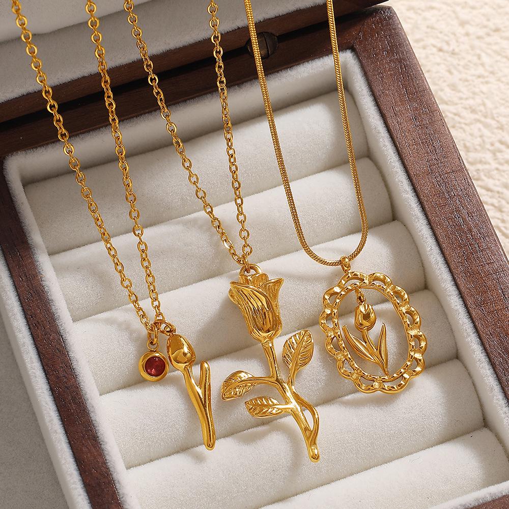 18K Vergoldete 3D Rosenanhänger Halskette - Leichter Luxus Damen Schmuck Geschenk