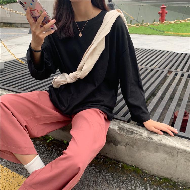 

Жіночі топи з круглим вирізом осінь 2025 року в різних кольорах Medium