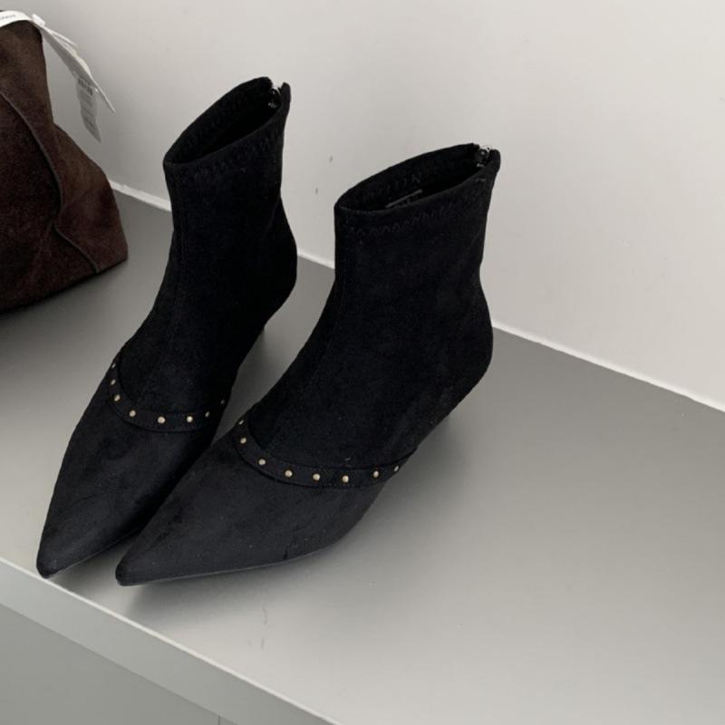 2025 autumn and winter new cross-rivet temperament high heel thin short boots women's pointed head thin heel rear zipper and bare boots