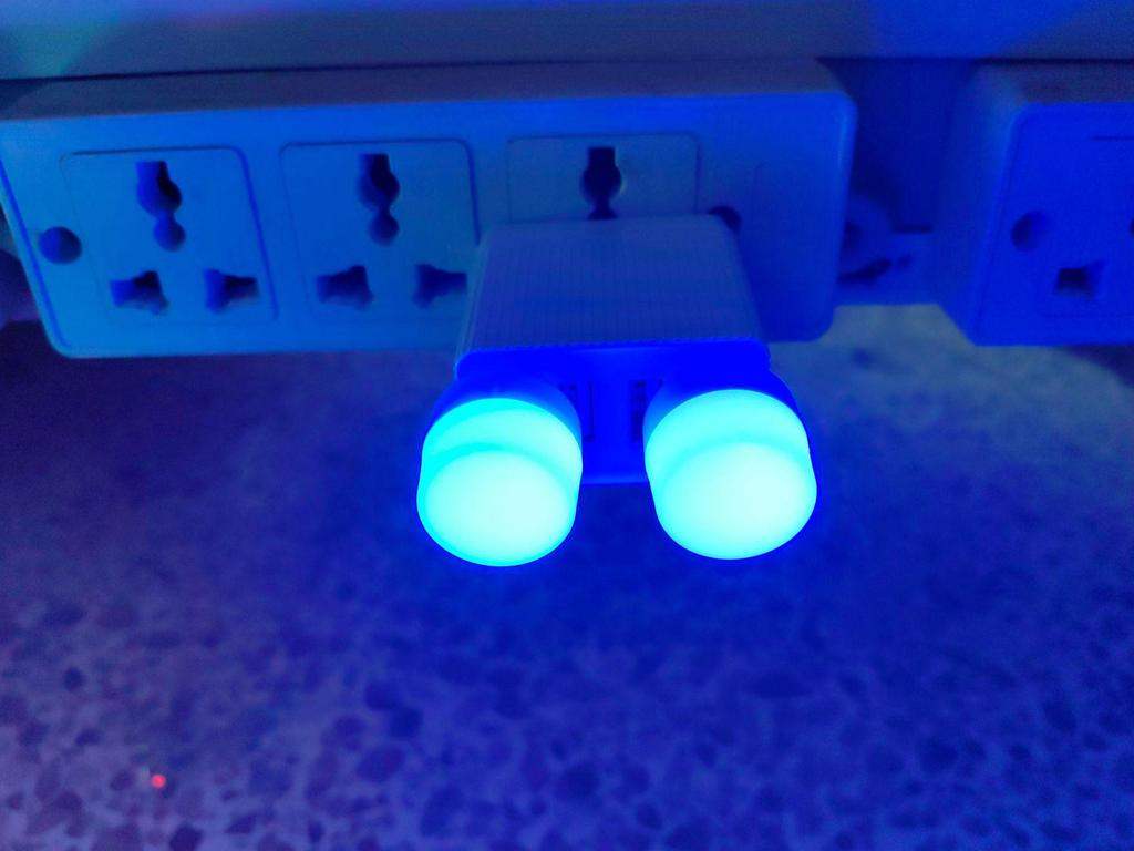 Multi-Color LED USB Night Light: Red, Blue, Green, Purple, Pink - Atmosphere Lighting