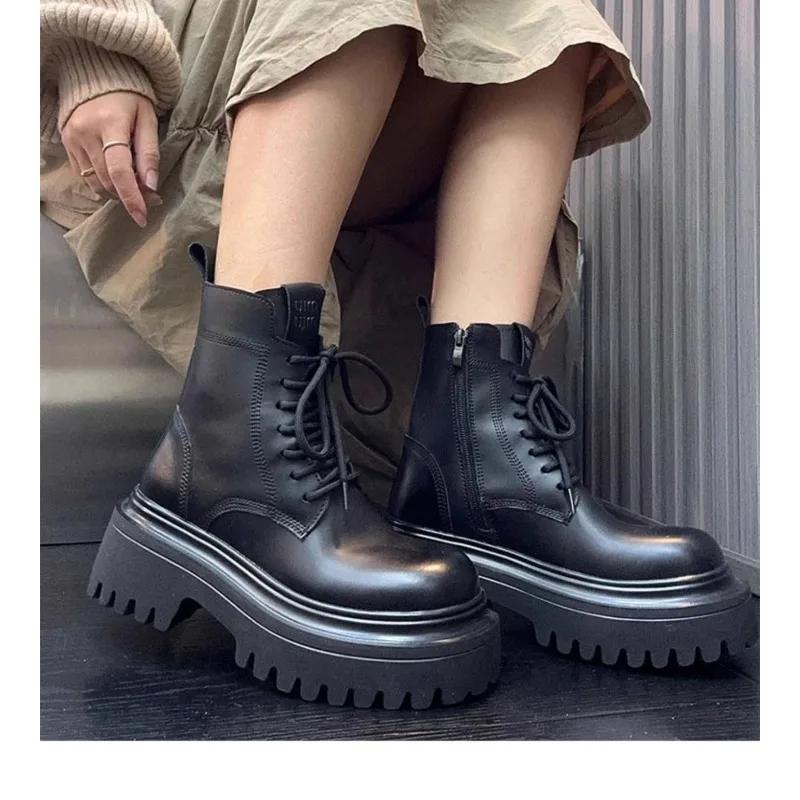 Женские ботинки на толстой подошве в британском стиле — фото 7