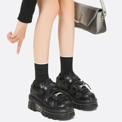 Pantofi cu fund gros de nișă Toamnă și iarnă pentru femei Metal Punk Style Spicy Girl Dulci Cool Pantofi muffin Oameni mici Înălțire Pantofi singuri