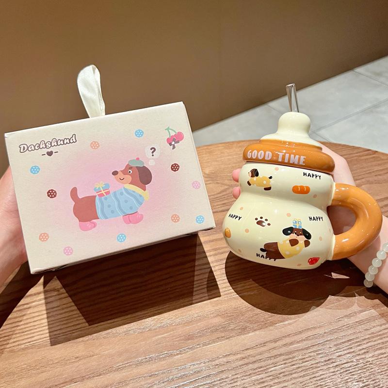 Niedlicher hochwertiger Wurstwelpen-Keramikbecher mit Deckel, Mädchen-Trinkhalmbecher, Geburtstagsgeschenk, Souvenir, Geschenkbox