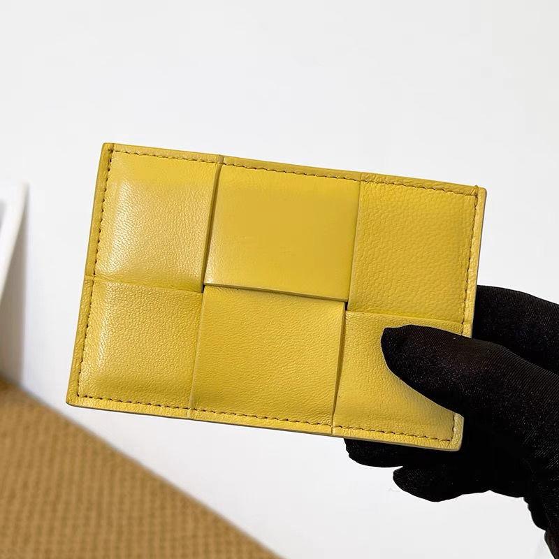 

Ультратонкий кожаный кошелек для монет, универсальный маленький держатель для карт, ручной работы, из плетеной овчины, с несколькими отделениями для карт, держатель для удостоверения личности жёлтый