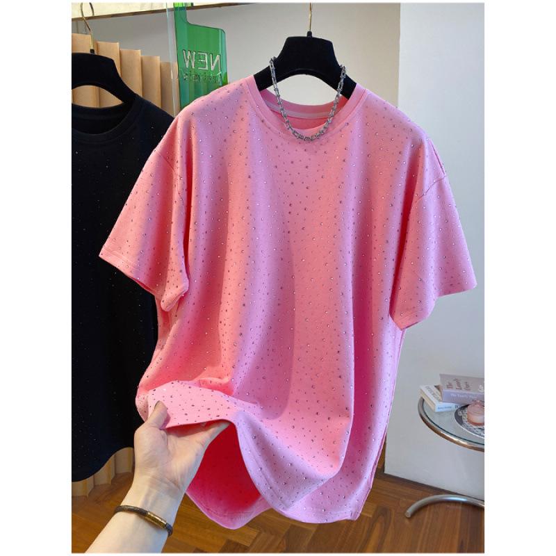 Camiseta Preta de Algodão de Manga Curta para Menina Gordinha com Design de Diamante Brilhante