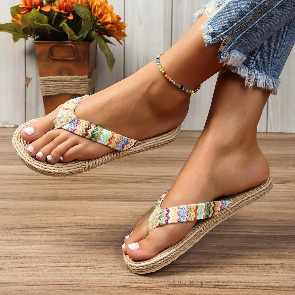 Fashion Women's Fashion Trend, Anti Slip, Wear-resistant, Comfortable Soft Bottom, Ethnic Style Flat Heel Flip Flops Women Flats