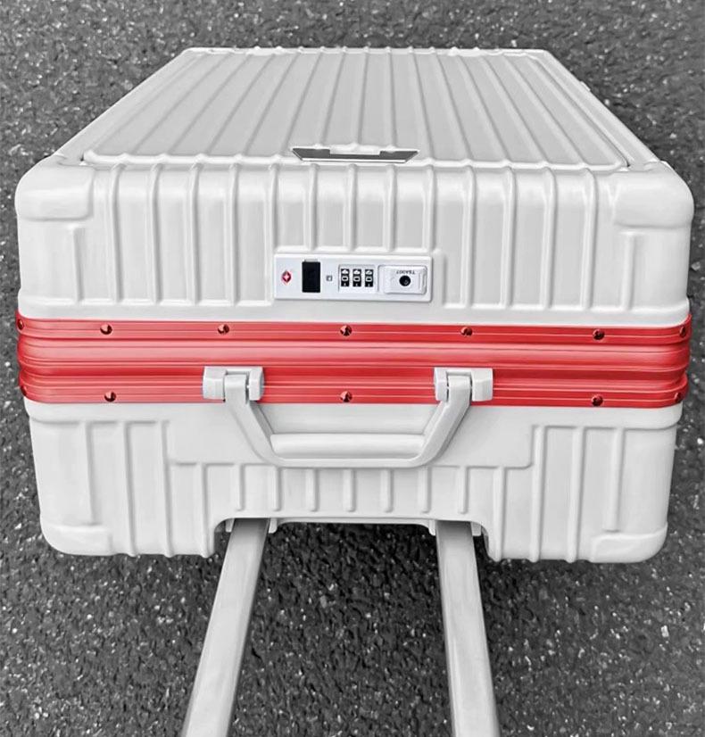 20-Inch Aluminum Frame Business Trolley Case with Universal Wheels and Combination Lock