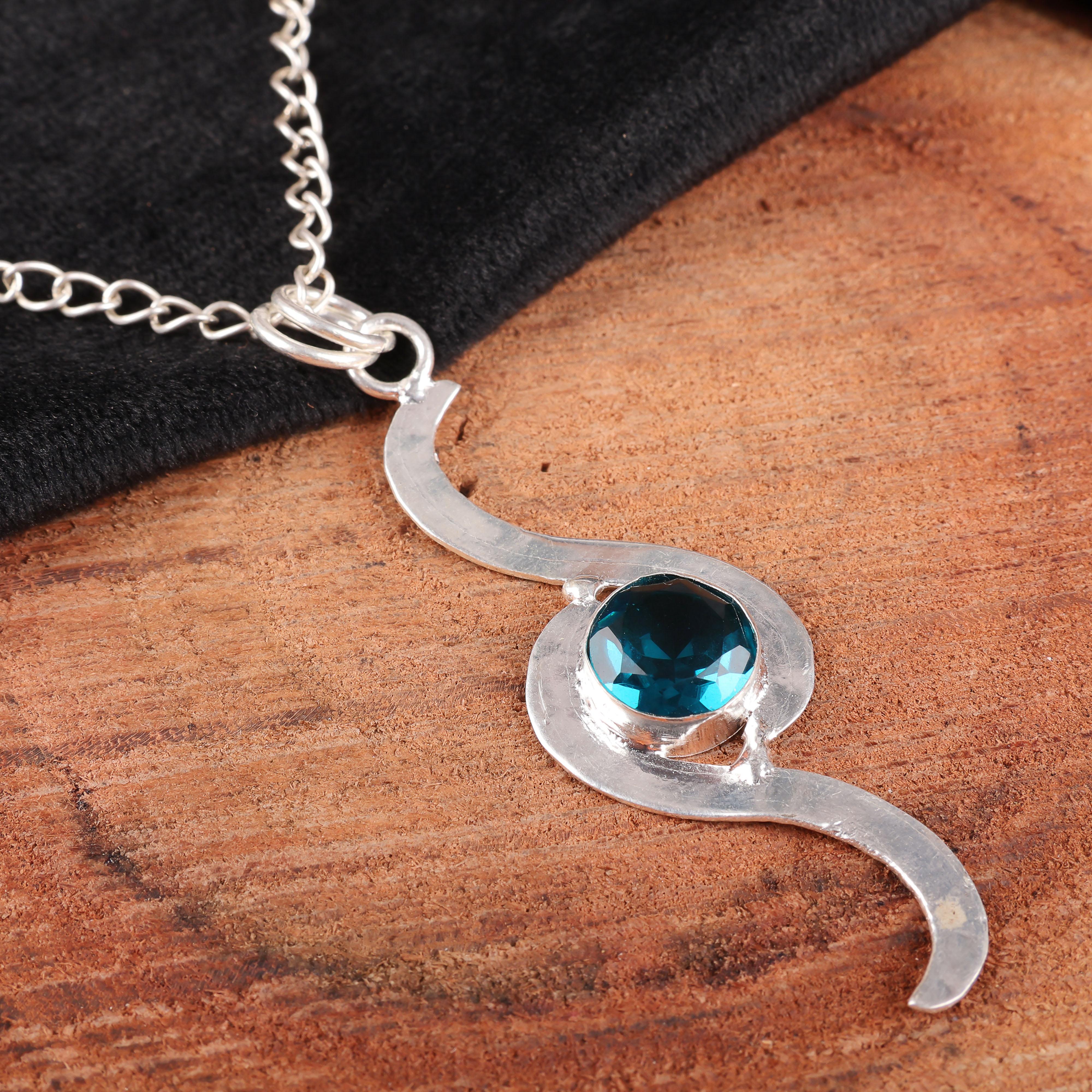 

Апатит Ювелирные изделия из серебра ручной работы, Подвеска из стерлингового серебра 925 пробы, Красивые ювелирные изделия с драгоценными камнями ручной работы, Подвеска с апатитом для нее 2.59 Inches синий