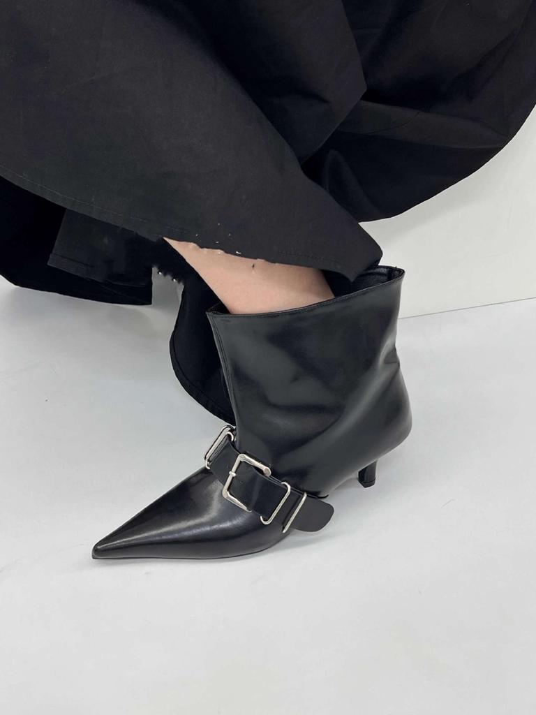 Internet-Berühmtheit Gürtelschnalle Schaftmode Stiefel Schaftweite Hohe Stiefel Spitze Stiefeletten Damen Herbst 2025 neu Spice Girls Stil