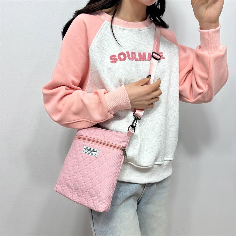 2024 Trendy Minimalist Argyle Handbags: Women's Crossbody & Shoulder Bags