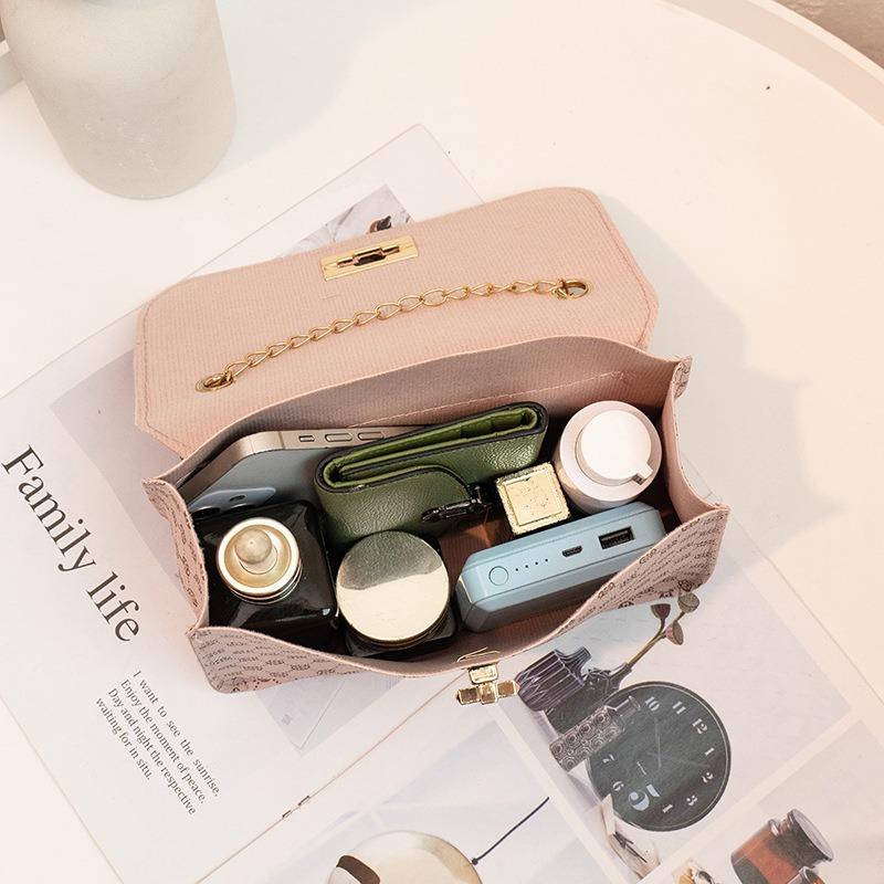 Women's Bag Spring New Street Trend Shoulder Bag Fashion Printed Silk Scarf Oblique Span Bag One Piece