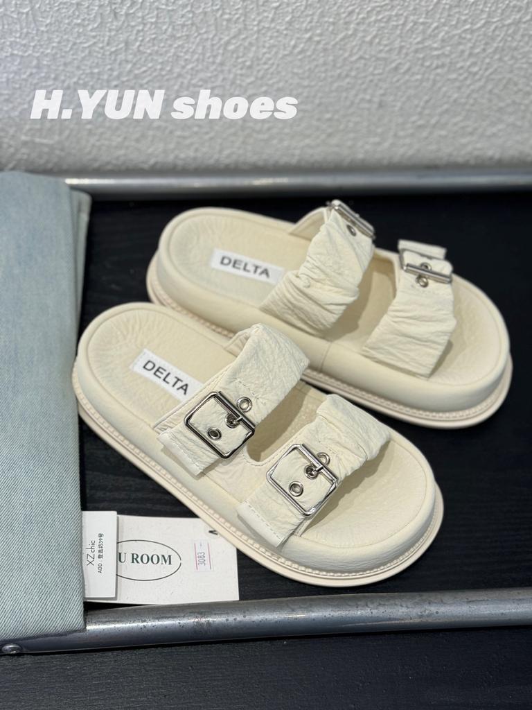 Leather Thick-soled One-word Slippers Women's 2025 Summer New Pleated Versatile Comfortable Soft-soled Beach Shoes Cool Slippers