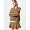 Uniqlo Fluffy V Neck Sweater