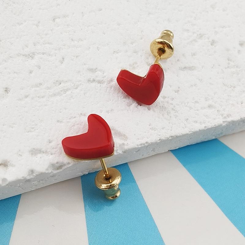 Liu Yifei Red Heart Necklace & Earrings Set, 18k Gold-Plated Heart Pendant with V-Shaped Clavicle Chain.
