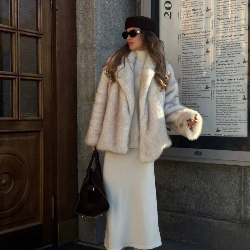 Short Faux Fur Coat Women Warm Winter Top Influencer Style Stand Collar Regular Sleeves