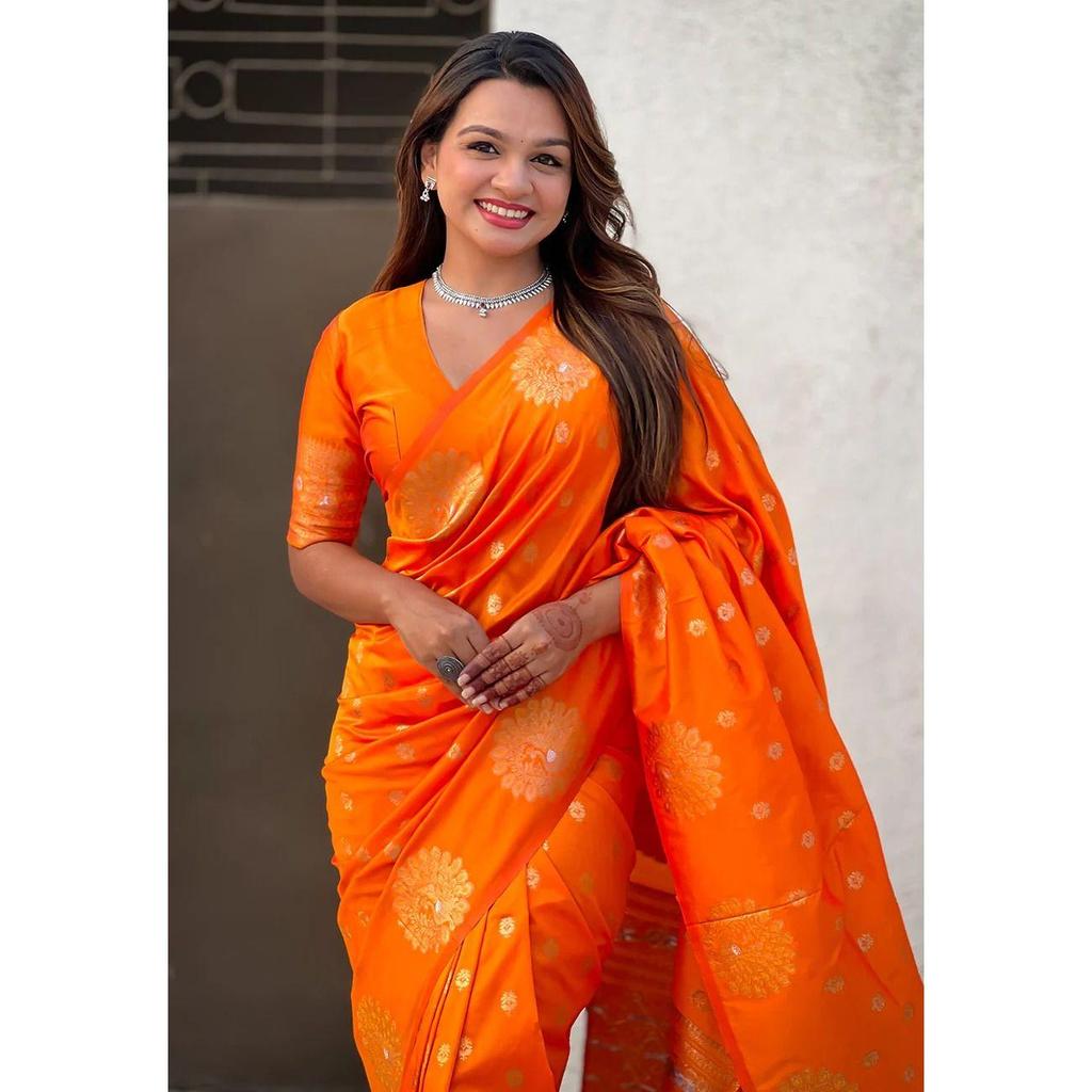 Beautiful Saree Is Elegantly Decorated with Gorgeous Solid Jacquard Weave That Gives a Perfect Look To the Outfit.