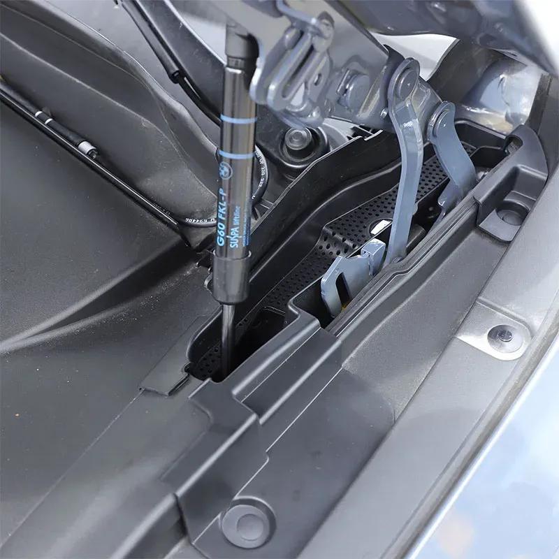 For BMW 5 Series 530i G60 G61 G68 2024-2025 ABS Engine compartment water tank anti blocking cover Car Accessories