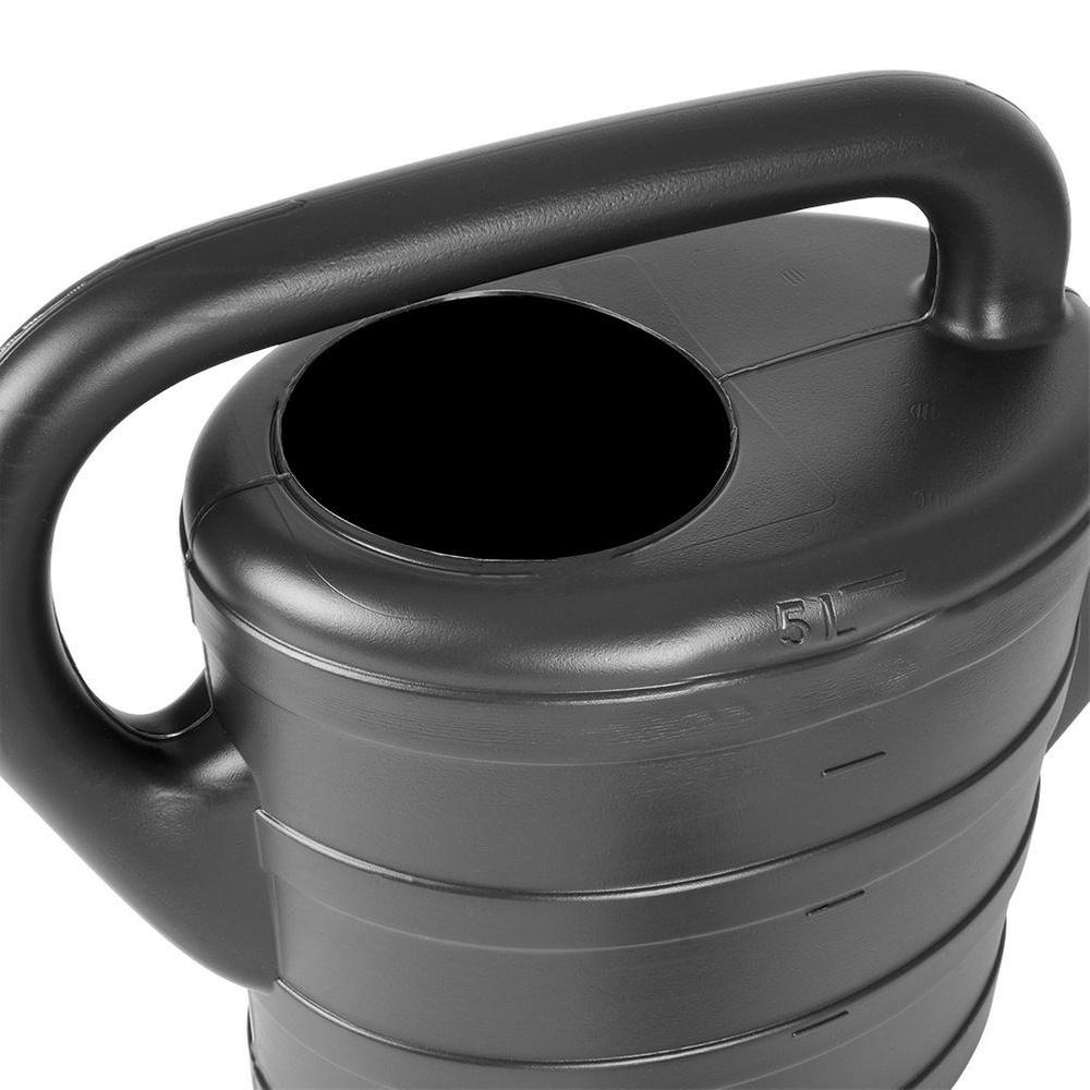 Plastic Garden Watering Can for Watering Plants and Flowers 5L