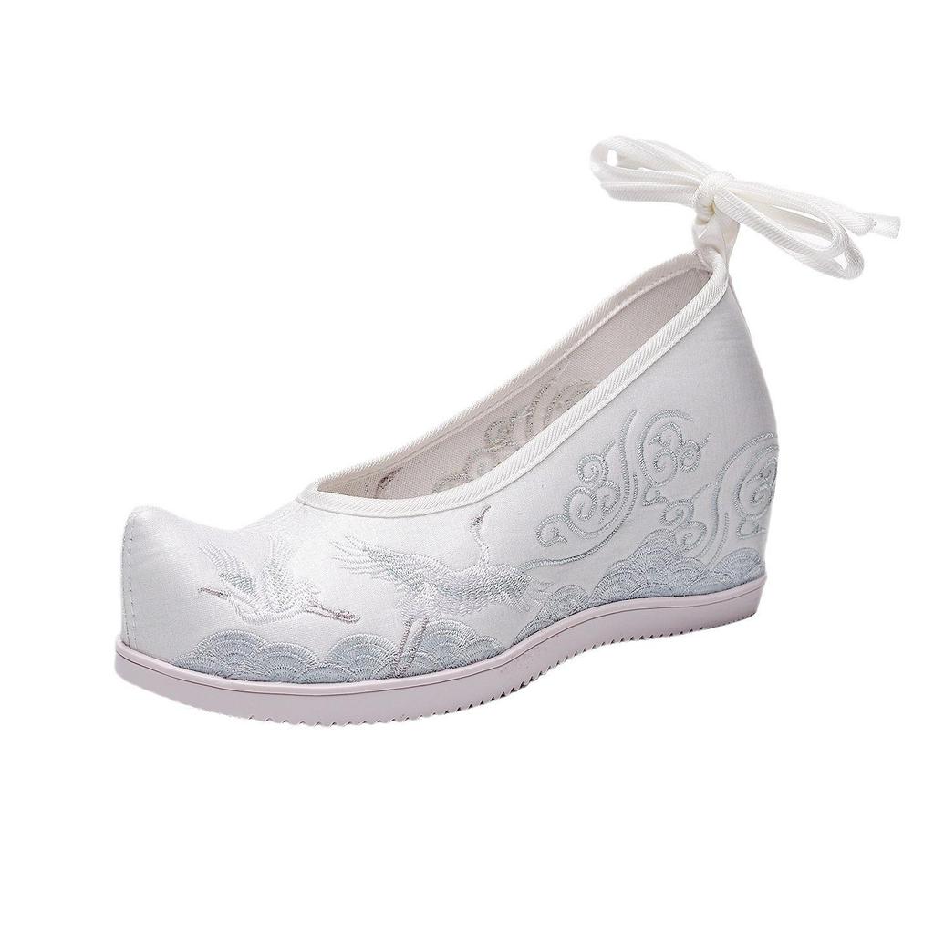 Bestickte Hanfu High Heels & Ballerinas: Traditionelle Sommerschuhe für Damen