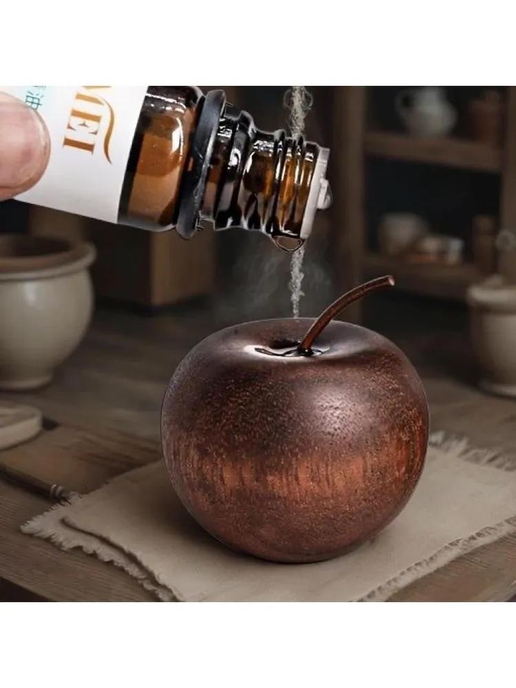 Apple expanding fragrant tree