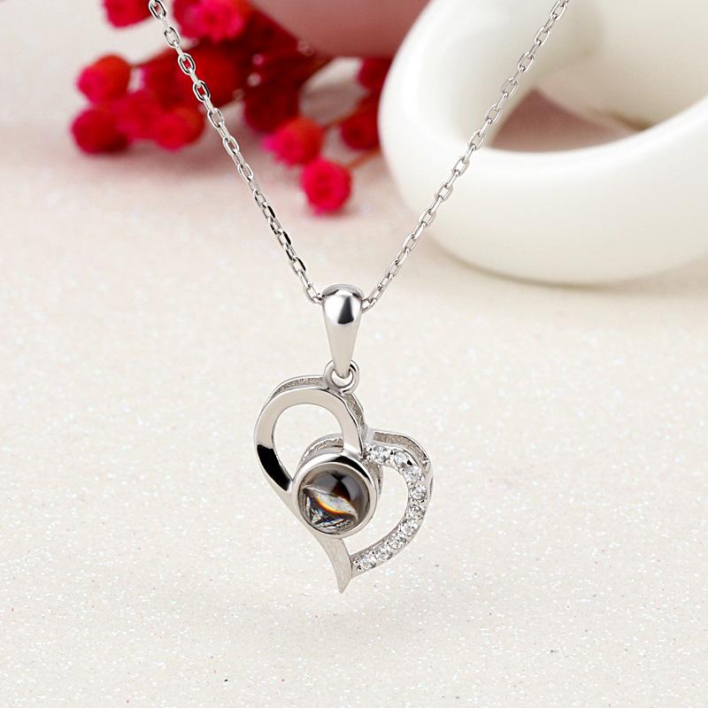 

One Hundred Languages I Love You Necklace Heart Peach Heart Elk Horn Lover Gift Projection Lettering Premium Durable