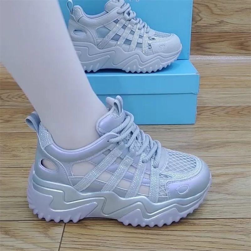 European mesh breathable rhinestone dad shoes for women ins2026 summer new thick-soled casual sports sandals