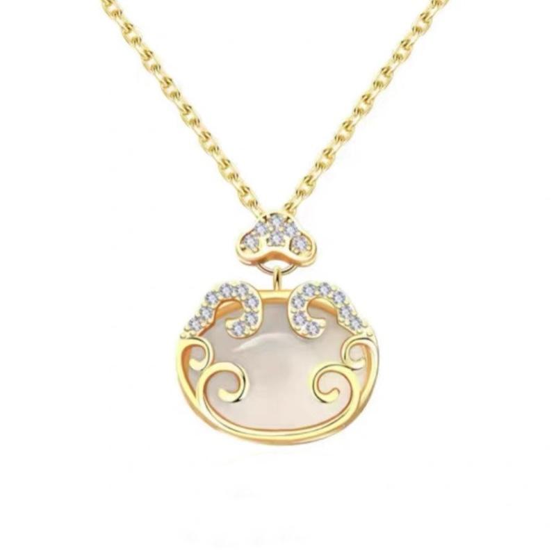 

925 Sterling Silver Ruyi Lock Necklace , Chinese Trend White Chalcedony Pendant for Women Daily Office 925 silver золотий