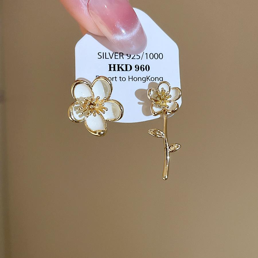 

Elegant 3 Styles White Enamel CZ Cubic Zirconia Tassel Flower Long Drop Earrings for Women 18K Real Gold Plated Copper