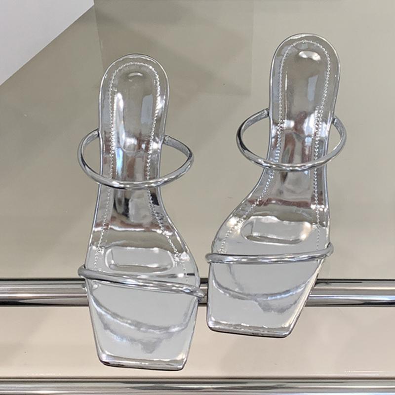 

Модные прозрачные клипсы Liyke для женщин, уютные шлепанцы с широким ремешком и квадратным носком, на высоком каблуке, белые сандалии, женская летняя обувь для вечеринок и платьев 35 серебряный