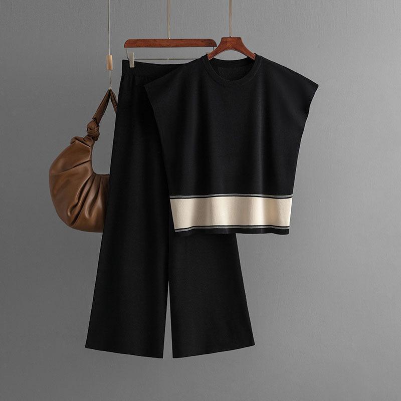 HNXC Women's Plate-size Set, A Loose and Slimming Women's Knitted Sweater, High-waisted and Wide-leg Trousers, A Fashionable Two-piece Set