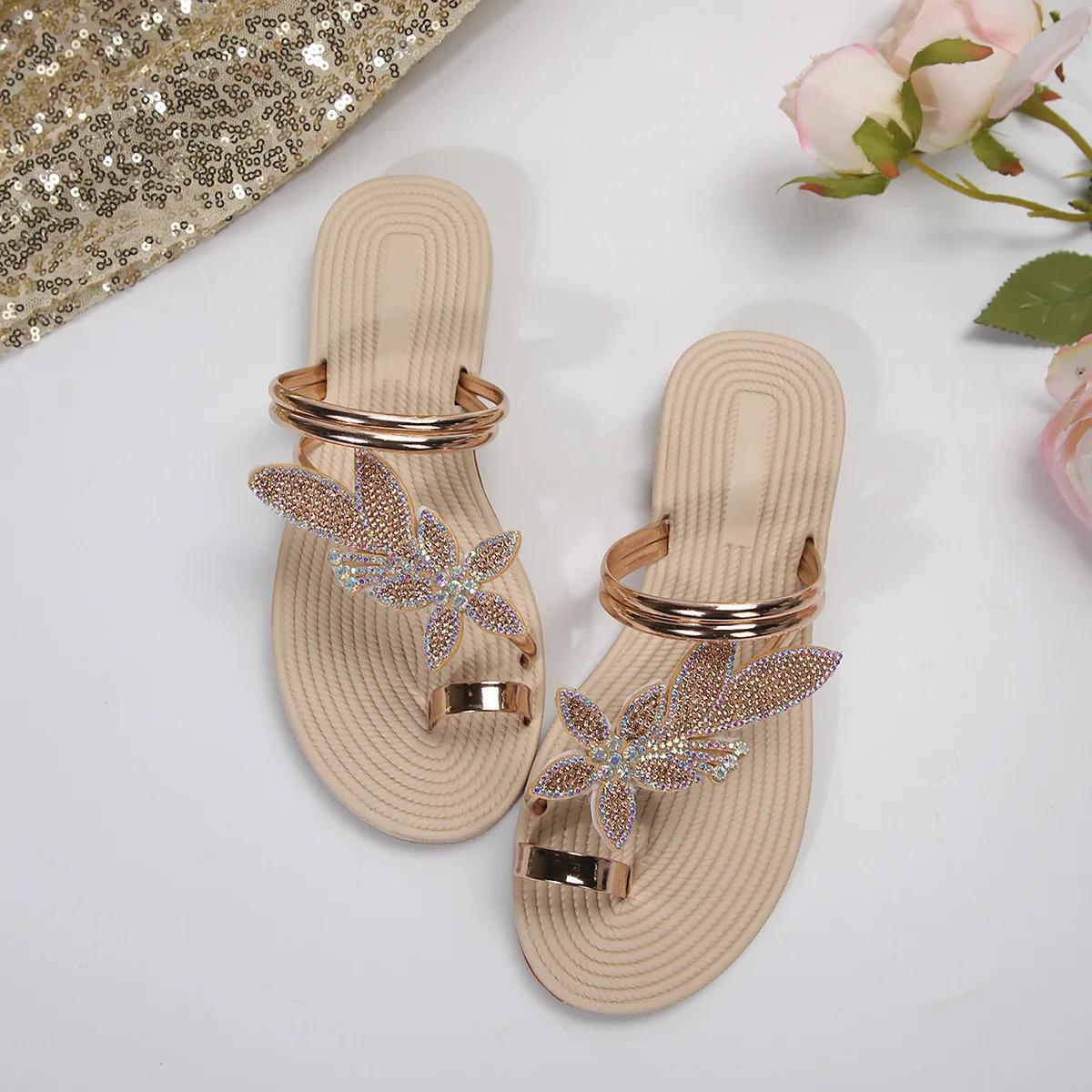 

Fashion Glitter Slippers Women Summer Sandals 2025 Fashion Bling Female Butterfly Flops Beach Diamond Flat Shoes Outdoor Slides Sandals 43