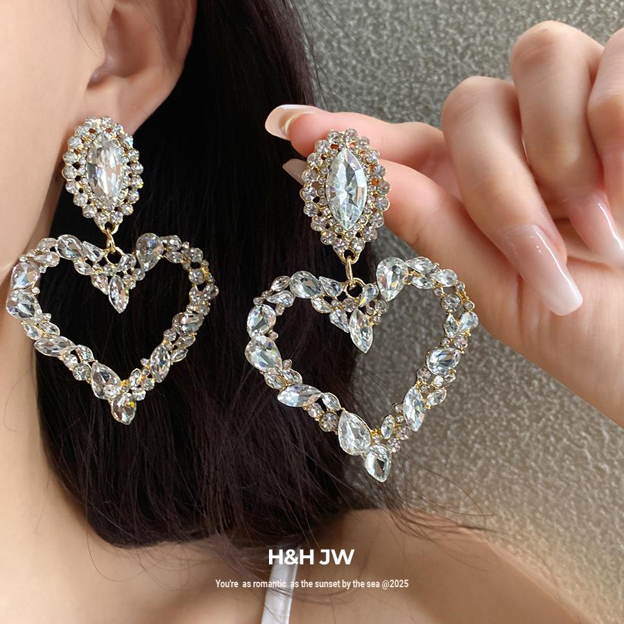 Silver Needle Diamond Geometric Love Hollow Earrings Sweet Cool Spice Girl Personality Earrings Light Luxury Advanced Earrings Women