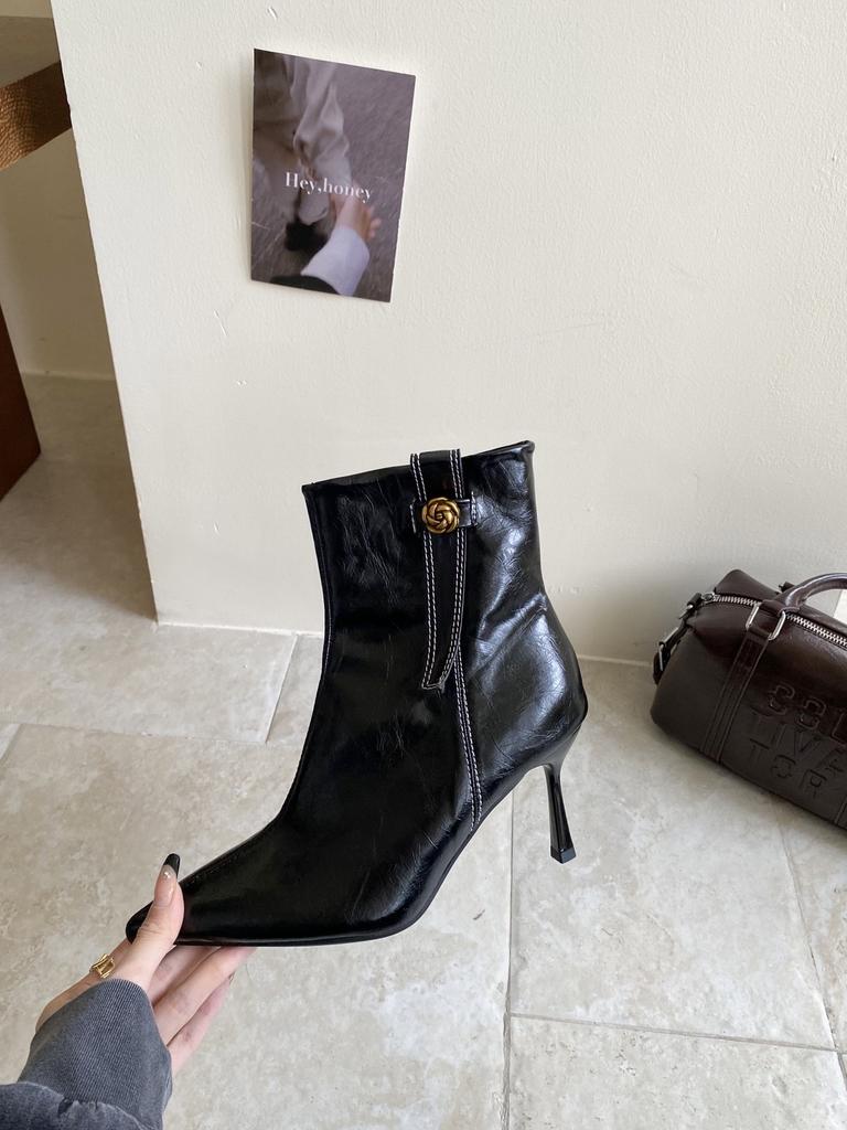 2025 Herbst und Winter neue europäische und amerikanische Stil Temperament spitze Zehen dünner Absatz hoher Absatz Stiefeletten Seitenreißverschluss Gürtelschnalle dekorativ w