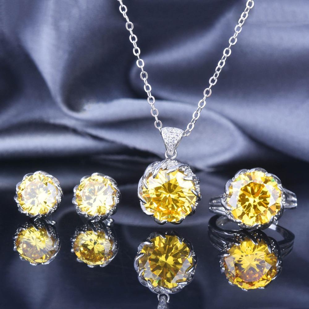 Lotus Flower Necklace Earrings Set 7.5 Carat Sparkling Yellow Diamond Pendant with Paraiba Green Diamond Studs
