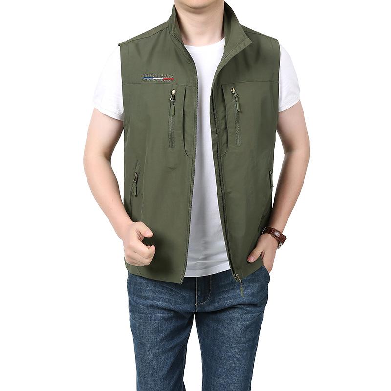 Men's Quick-Dry Multi-Pocket Waistcoat for Spring to Autumn
