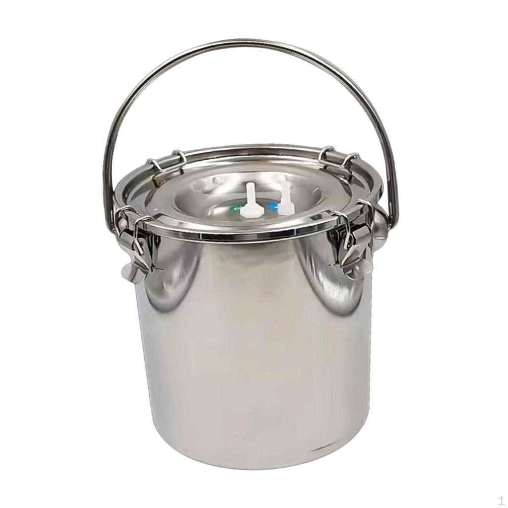 Durable Milk Collection Bucket for Cattle and Sheep