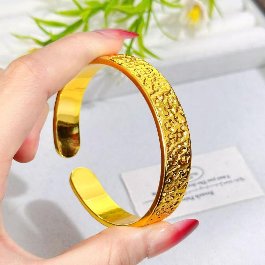 Wide Hammer Pattern Bracelet Women's Solid Mirror Open Bracelet High-end