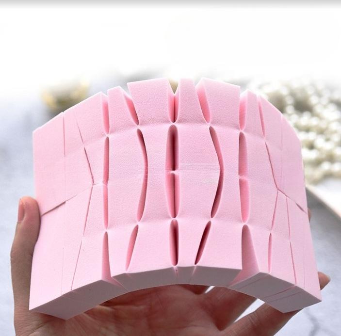 24Pcs Makeup Puff Triangle Face Foundation Cosmetic Women Beauty Makeup Wedges Sponge Wet and Dry Use