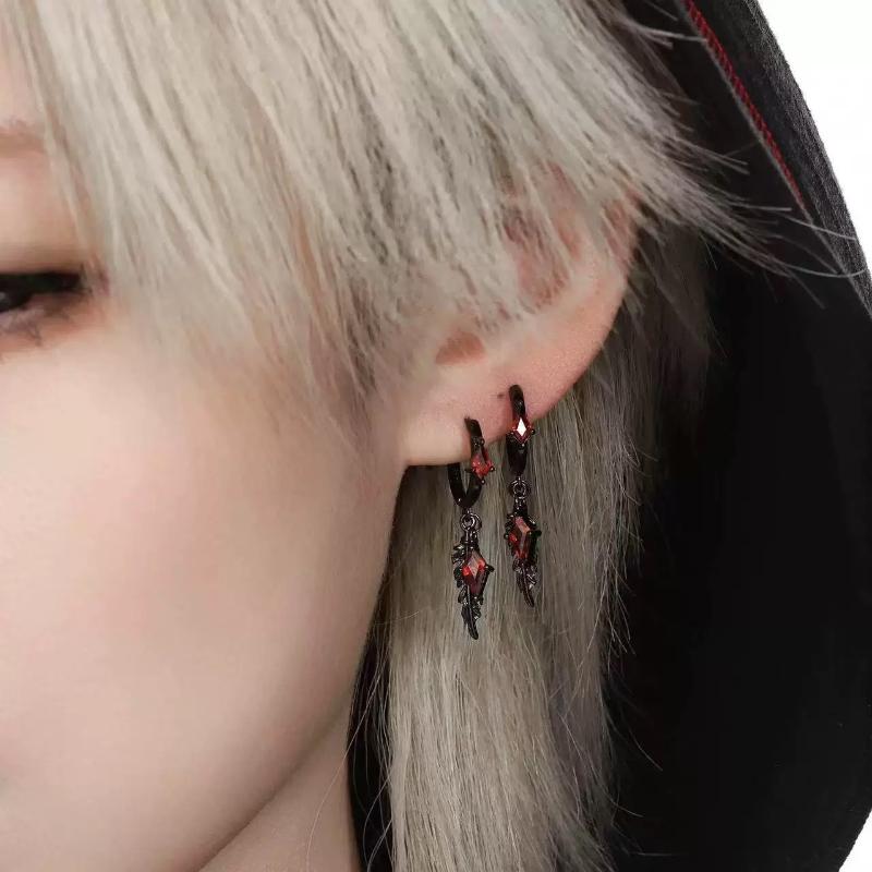 Gothic Feather Drop Earrings For Women Punk Zircon Geometric Personality Ear Buckle Earrings Y2K Jewelry Gifts