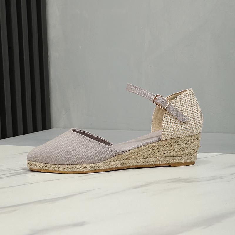 Women's Straw Hemp Rope Wedge Heels with Round Toe and Buckle