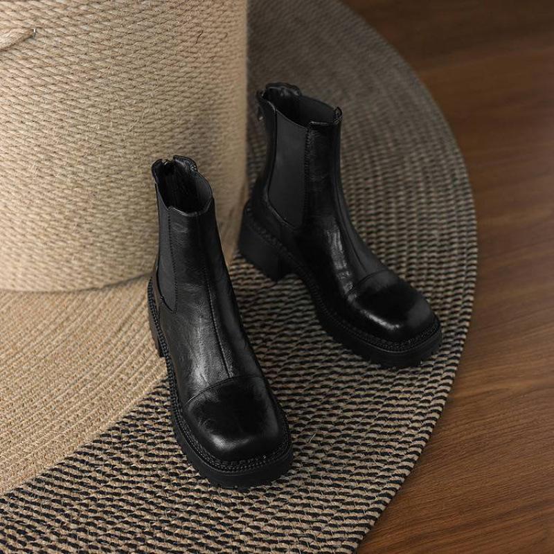 Korean Version of Solid Color Leather Large Size Women's Boots Medium Heel Comfortable Rear Zipper Square Heel Medium Tube Boots Autumn and Winter