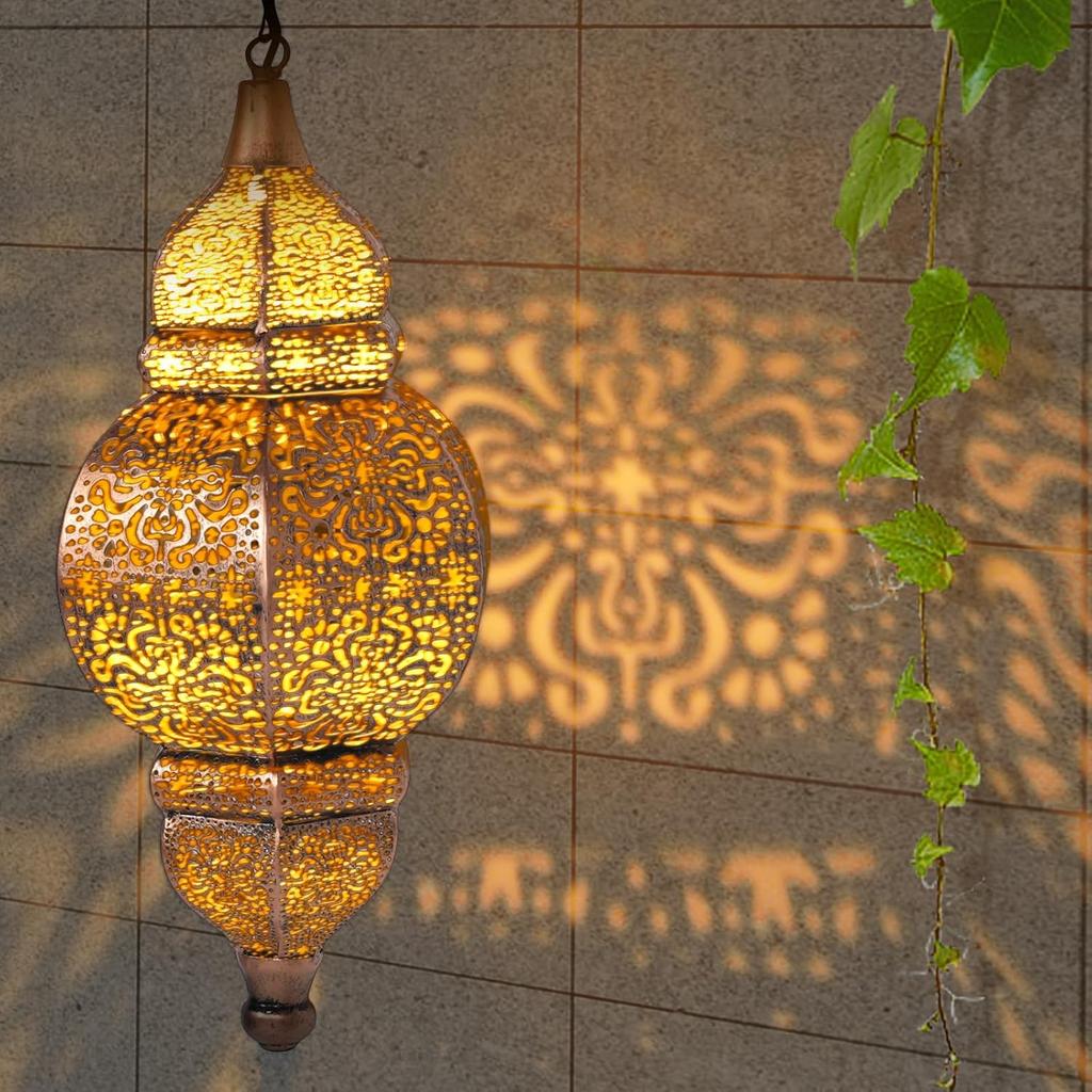 Hanging Solar Lights, Outdoor Decor Solar Lantern, Waterproof Metal Moroccan Lantern for Outside Patio Pathway Yard Front Porch Backyard Garden