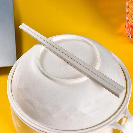 Noodle Bowl with Lid And Handles Double-Layer Insulated Microwave Ramen Bowl Set with Chopsticks Spoon