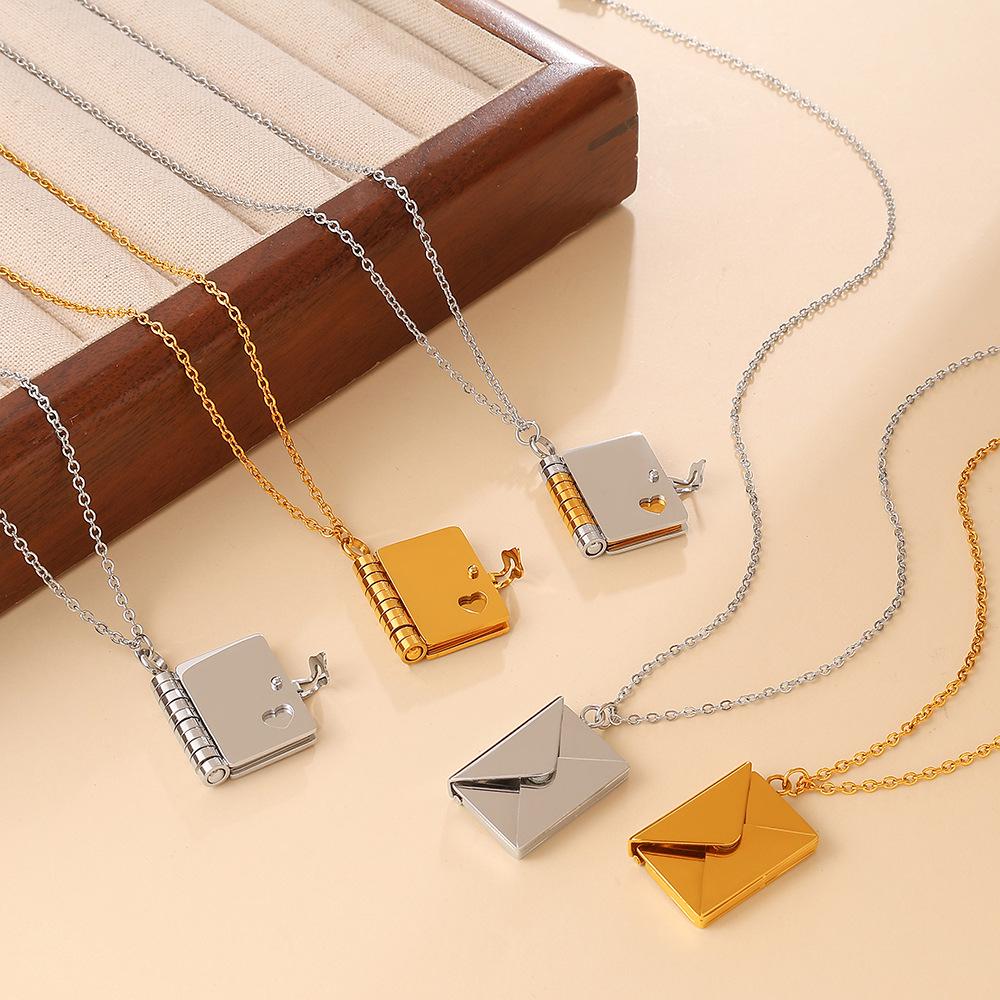 18K Gold-Plated Stainless Steel Envelope Necklace - Elegant and Durable Fashion Jewelry