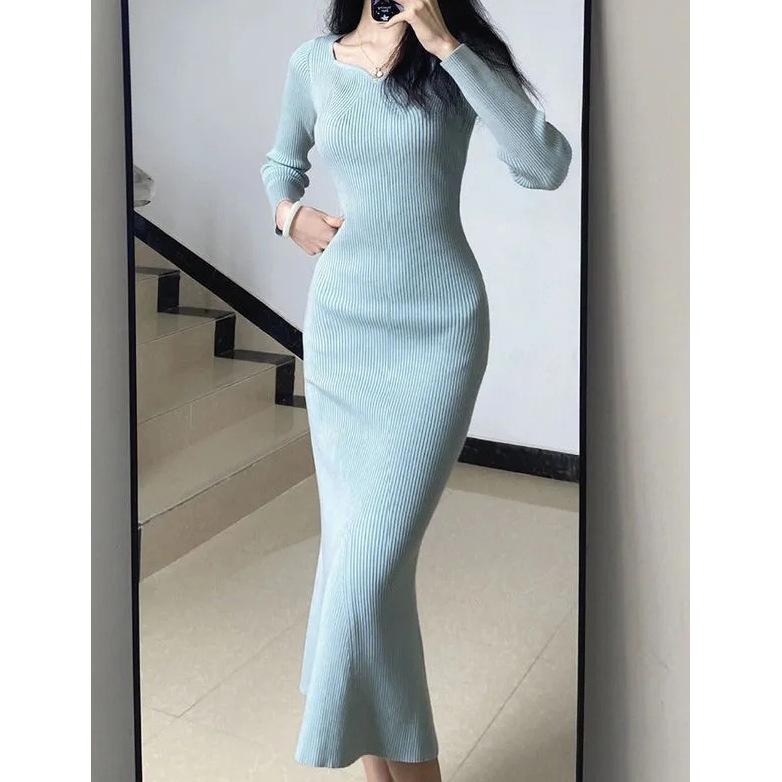 Women's Blue Knitted Fishtail Dress: Slim Fit, Waist-Cinching, Hip-Hugging Long Skirt for Autumn/Winter.