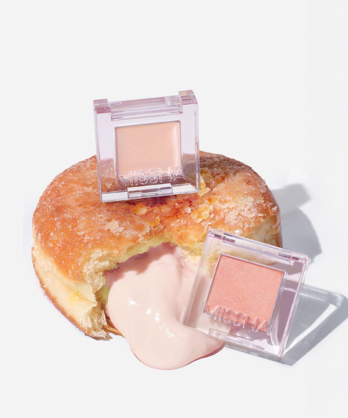 Modern Shadow (Undervolumizer + Chubby Salmon Aegyo-sal Maker SET) Undervolumizer & Chubby Salmon
