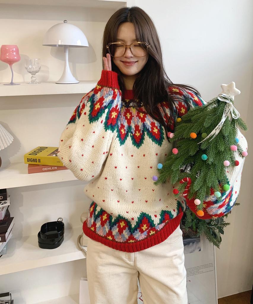 CITYBREEZE Gio Love Round Neck Knit_Ivory